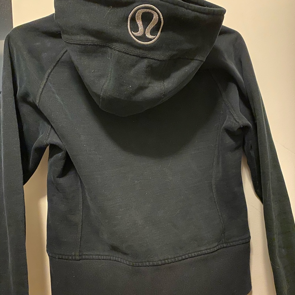 lululemon black sweater size 6